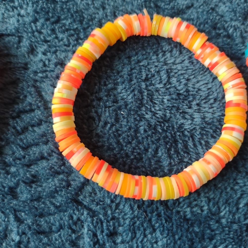 Colorful Beaded Bracelets Set - Picture 3 of 4